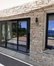 Holding Goigoux image 15