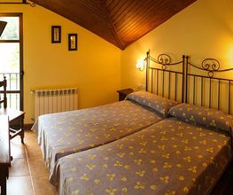 APARTAMENTOS-LOSPINOS2.png