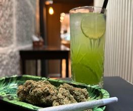 One cbd shop & smoking Lounge Bild 1