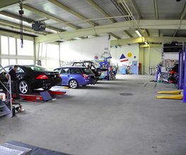 Autohilfe Büsser Carrosserie & Garage Bild 2