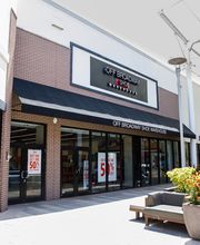 Exterior Shot of Store/Building (Wide Shot)