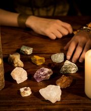 Zukunftsblick - Wahrsagen, Hellsehen & Kartenlegen Bild 6