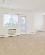 Norriton East Apartments image 9