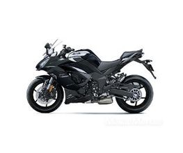 Deja de pelear por un lugar en el transporte con una de las motocicletas que tenemos para ti en Empeño Fácil Azcapotzalco, con la garantía de llegar a tiempo a los lugares que vas. Entre las marcas que puedes encontrar estan:  - Italika - Yamaha - Vento  