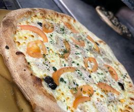 Attimo Pizza image 6