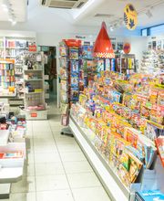 Schmitt & Hahn Buch und Presse im Bahnhof Kassel Wilhelmshöhe Bild 2