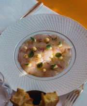 Hôtel Plaza Athénée, Le Relais Plaza, Paris.