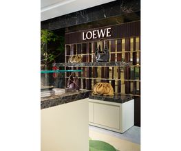 LOEWE La Rinascente Milan - Accessories immagine 2