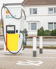 Shell Recharge Charging Station Bild 3
