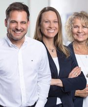 Teamfoto - AXA Versicherungsagentur Tino Hahn in Griesheim