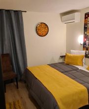 chambre Hôtel L'Etoile Aéroport-A61