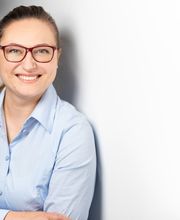 Frau Baraghin V. -Azubi-