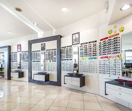 Opticien MEYLAN Optical Center image 3