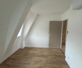 1001 Services image 13