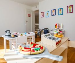 Krippe Kinderparadies Affoltern Käferholz Bild 1