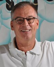 Zahnarzt Dr. med. dent. Franck R. Tolen Bild 1