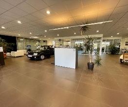 Rent A Car image 4