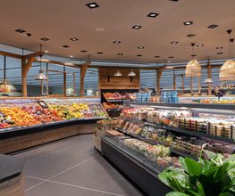 Obst und Gemüse
Wir führen in unserer umfangreichen Abteilung alles: Von regionalem Obst und Gemüse bis hin zu exotischen Früchten – und dies selbstverständlich täglich frisch.