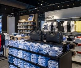 Calvin Klein Outlet immagine 4