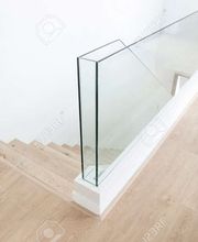 183066143-escalera-en-estilo-moderno.jpg