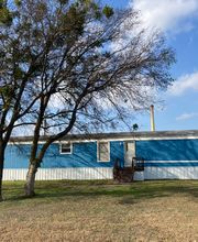 Lakefront Village Mobile Home & RV Community image 16