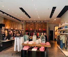 GUESS imagen 2