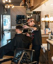 Sam Hill's Barbershop by Arrow image 13