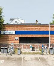 You can trust Splash In to get your car extra shiny and clean.