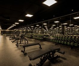 Fitness First Offenbach - Gewichte Training