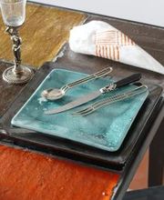 Faïence, Cristal & Orfévrerie. Création et Fabrication en France par SIECLE Paris.

Photo Christophe Dugied