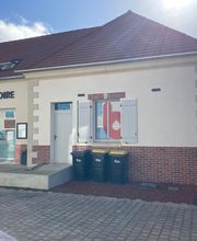 Entrée du laboratoire côté sente