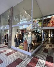 GUESS imagen 3
