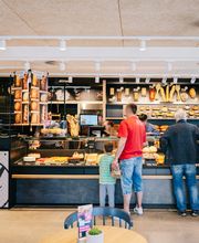 Junge Die Bäckerei. Bild 10