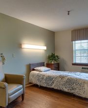 Eureka Nursing Center Rehabilitation & Skilled Nursing image 8