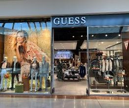 GUESS immagine 1