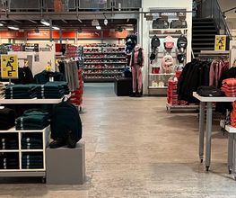 PUMA Outlet Elsendorf Bild 4