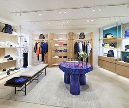 Louis Vuitton Porto Cervo immagine 14