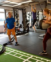 Physio-Fit PREMIUIM TRAINING Gesundheitszentrum Bild 11