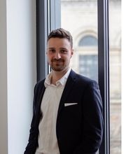 Mitarbeiterfoto - DBV Deutsche Beamtenversicherung Hornig & Knoch oHG in Hameln