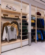 Lacoste Saint Lazare image 14