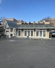 Bobby Chez Famous Crabcakes image 5