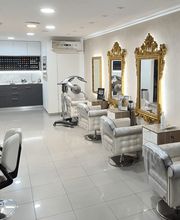 Moreno Peluqueros-Estética imagen 1