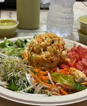 The Last Carrot - smoothies, fresh juices, healthy fare, vegetarian friendly image 5