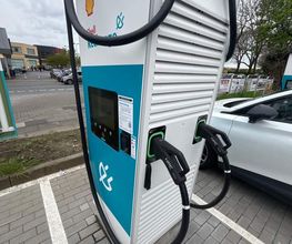Shell Recharge Charging Station Bild 3