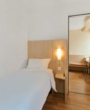 B&B HOTEL Le Mans Centre Cathédrale image 12