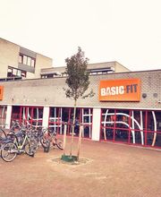 Basic-Fit Haarlem Bernadottelaan - buitenkant