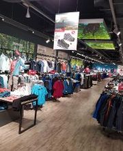 INTERSPORT Voswinkel Paunsdorf Center Bild 4