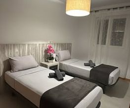 Professional Cleaning Malaga Making Beds