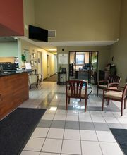 Crash Champions Collision Repair Pittsburg image 12