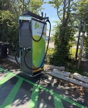 IPLANET Ricarica in sicurezza in modalità ultra fast per tutti i veicoli elettrici.